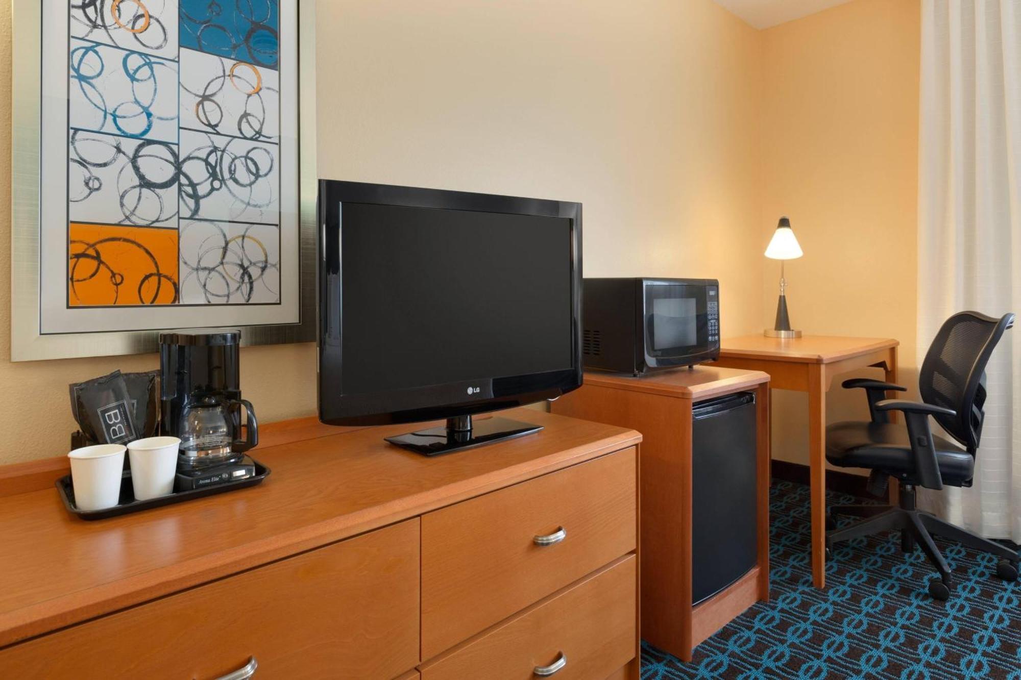 Fairfield Inn & Suites Bismarck North Exterior foto