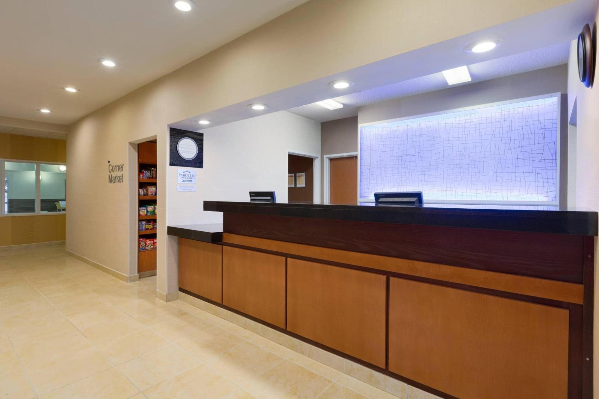 Fairfield Inn & Suites Bismarck North Exterior foto